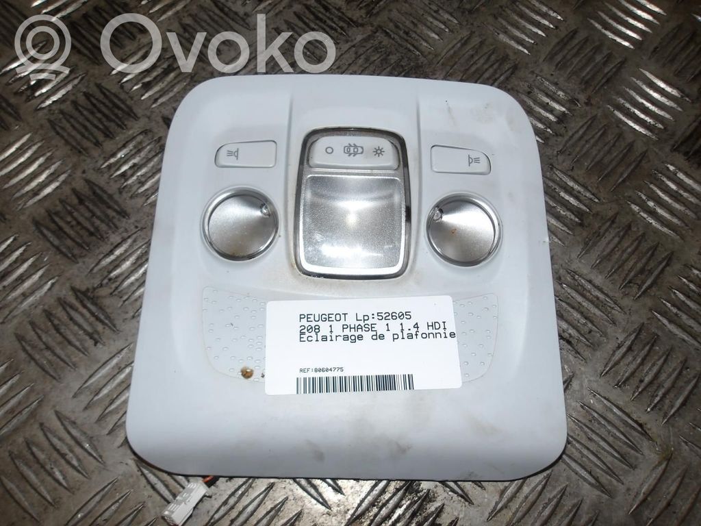 Peugeot 208 I Front seat light 