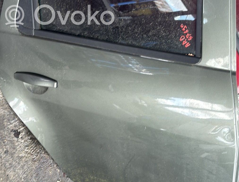 Dacia Duster Galinės durys 