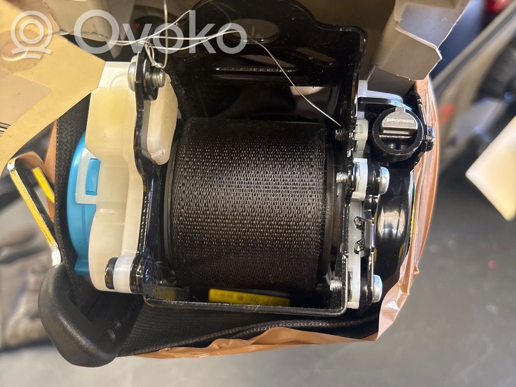 Peugeot 108 Cinturón delantero 