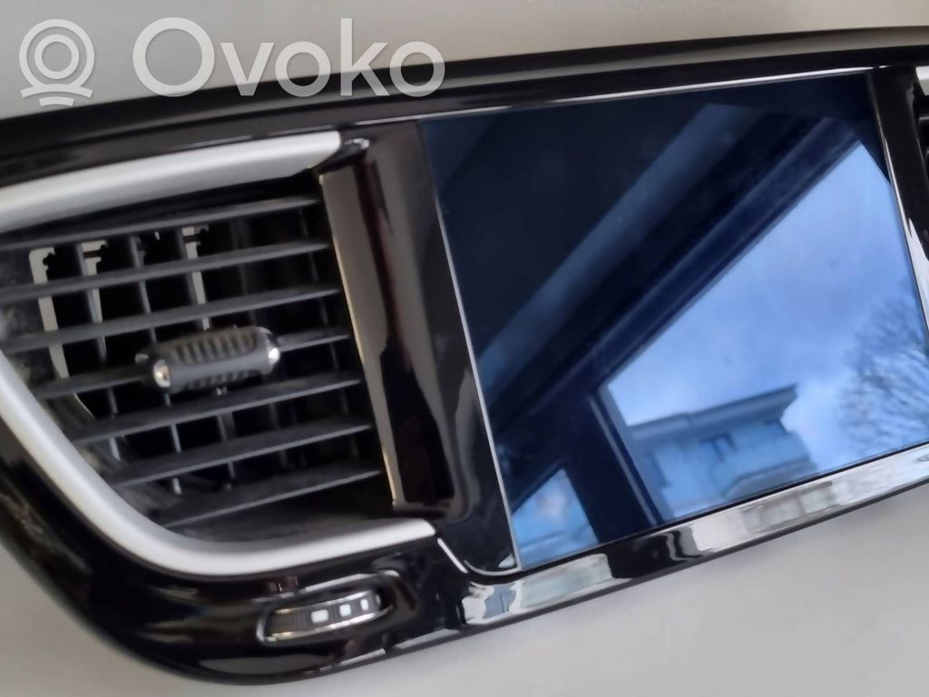 Chrysler Pacifica Screen/display/small screen 