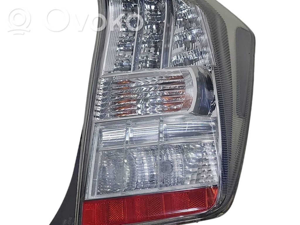 Toyota Prius (XW30) Aizmugurējais lukturis virsbūvē 