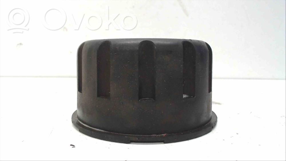 Suzuki Samurai Tapacubos original de rueda 