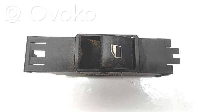 Interruptor del elevalunas eléctrico   6902176,M47N204D4
