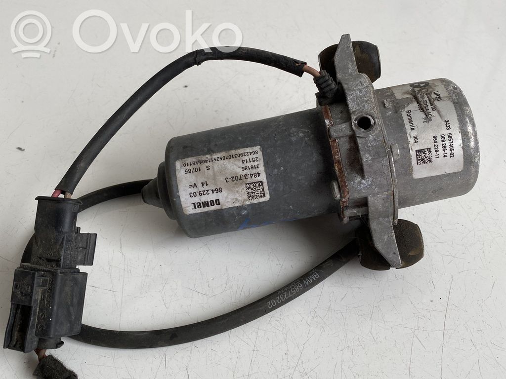 Bomba de vacío   6857405