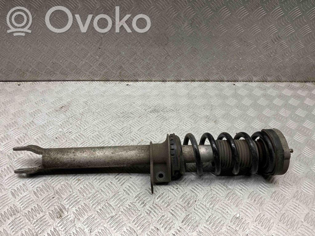 BMW 5 F10 F11 Priekšpusē amortizators 