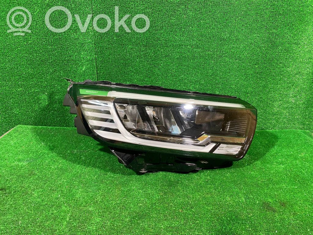 Renault Kangoo III Lampa przednia 
