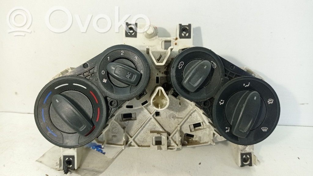 Climate control unit   1568587,1568587,169A4000