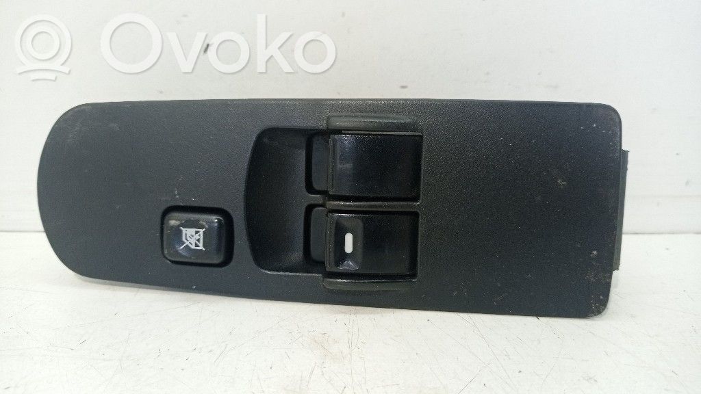 Mitsubishi Colt CZ3 Elektrinių langų jungtukas 