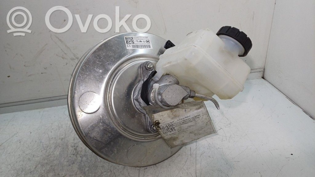 Renault Twingo III Brake booster 