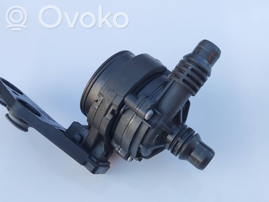BMW 3 G20 G21 Pompa cyrkulacji / obiegu wody 