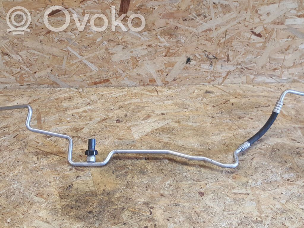 BMW 5 E60 E61 Air conditioning (A/C) pipe/hose 