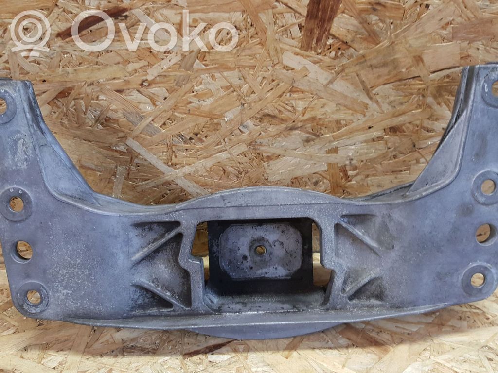 BMW 5 E60 E61 Vaihdelaatikon kannake 