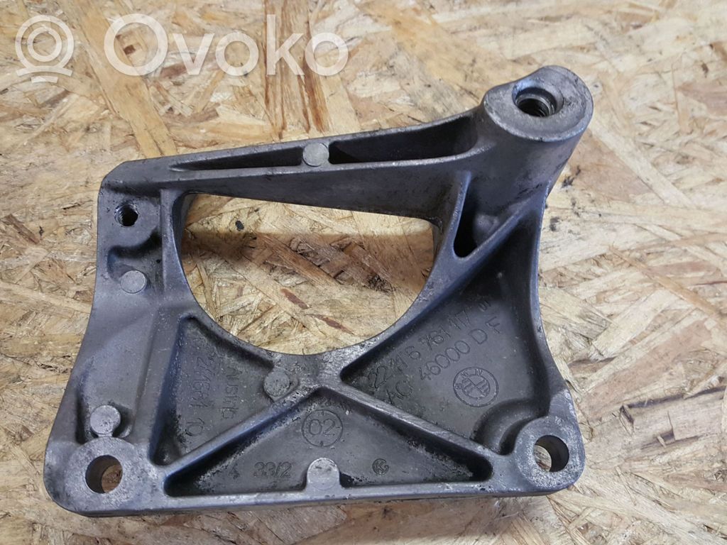 BMW 5 E60 E61 Engine mounting bracket 