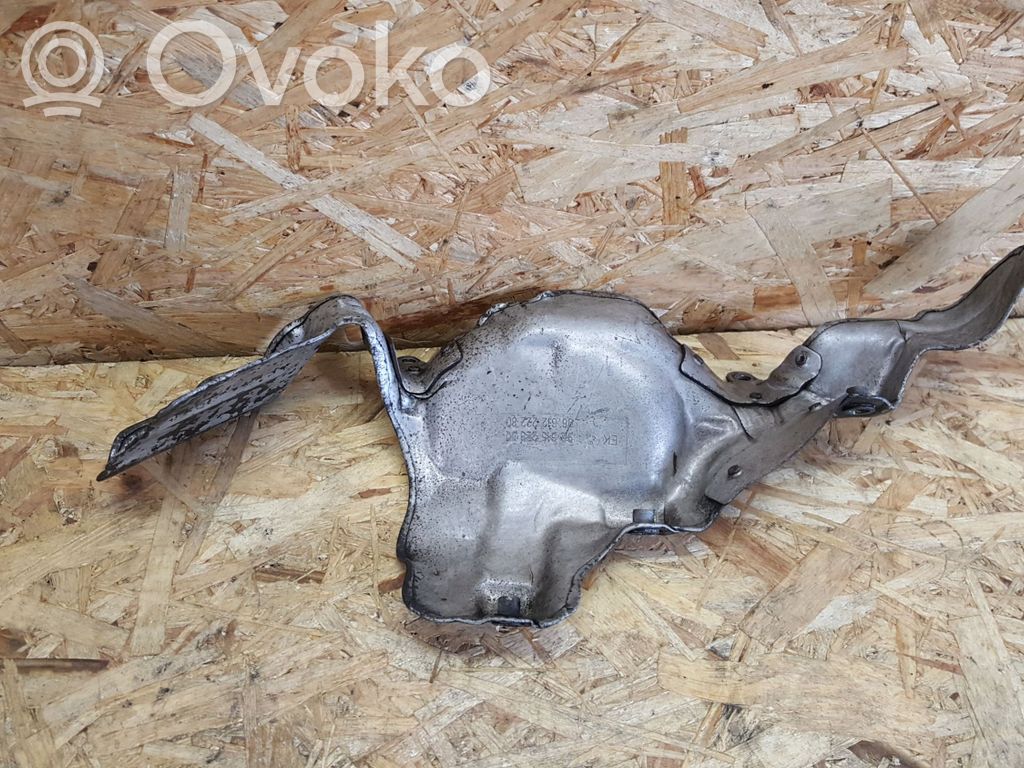 Volvo V50 Pakokaasulämmön lämpökilpi 