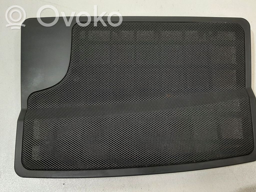 BMW 5 E60 E61 Centrinio garsiakalbio apdaila 
