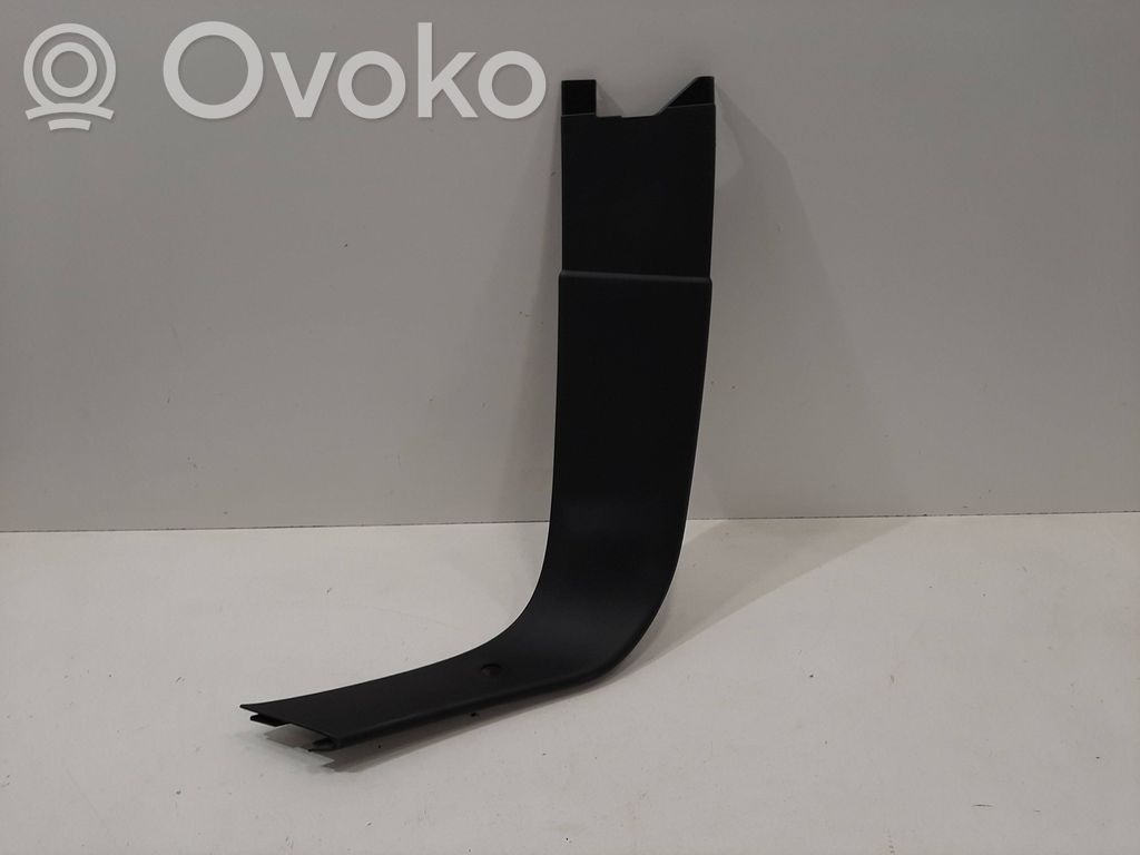 Volvo V40 Tailgate trim 