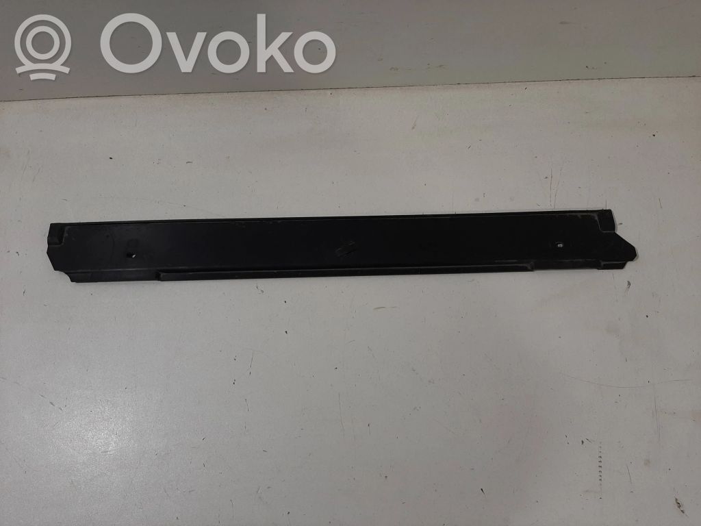 Volvo XC70 Radiator trim 
