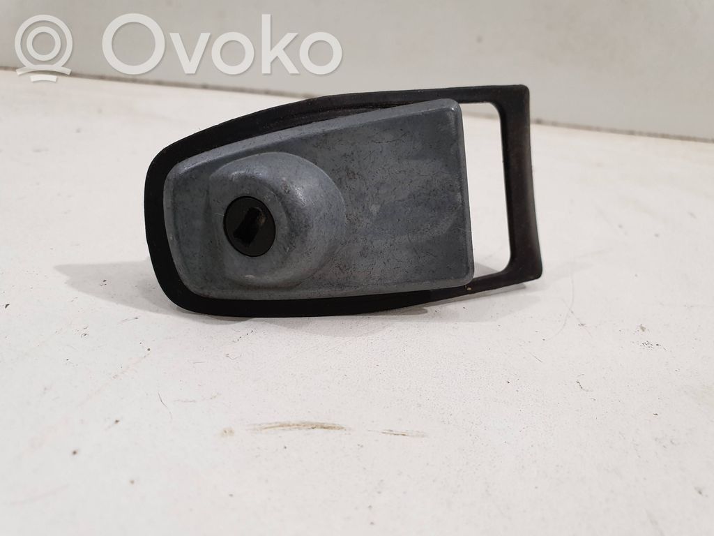 Volvo XC60 Wkładka zamka drzwi przednich 