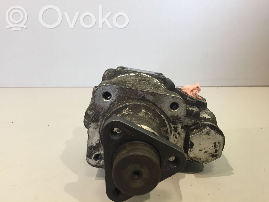 Audi 80 90 B3 Ohjaustehostimen pumppu 