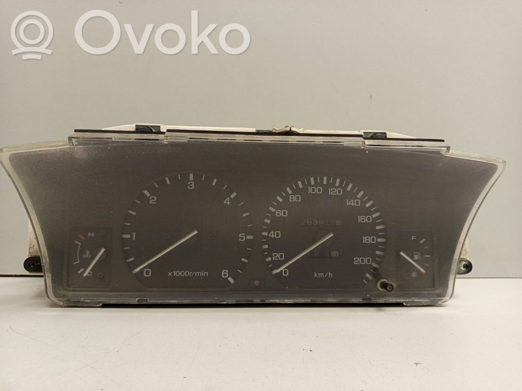 Land Rover Discovery Licznik / Prędkościomierz 
