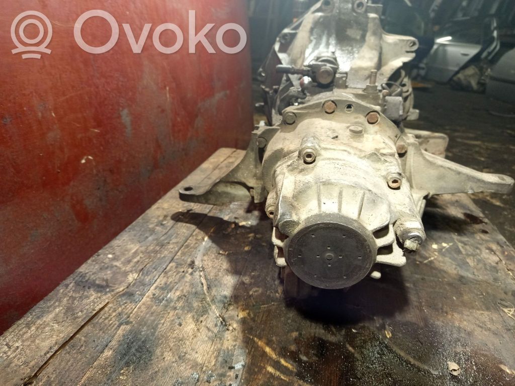 Audi 100 S4 C4 Mechaninė 5 pavarų dėžė 