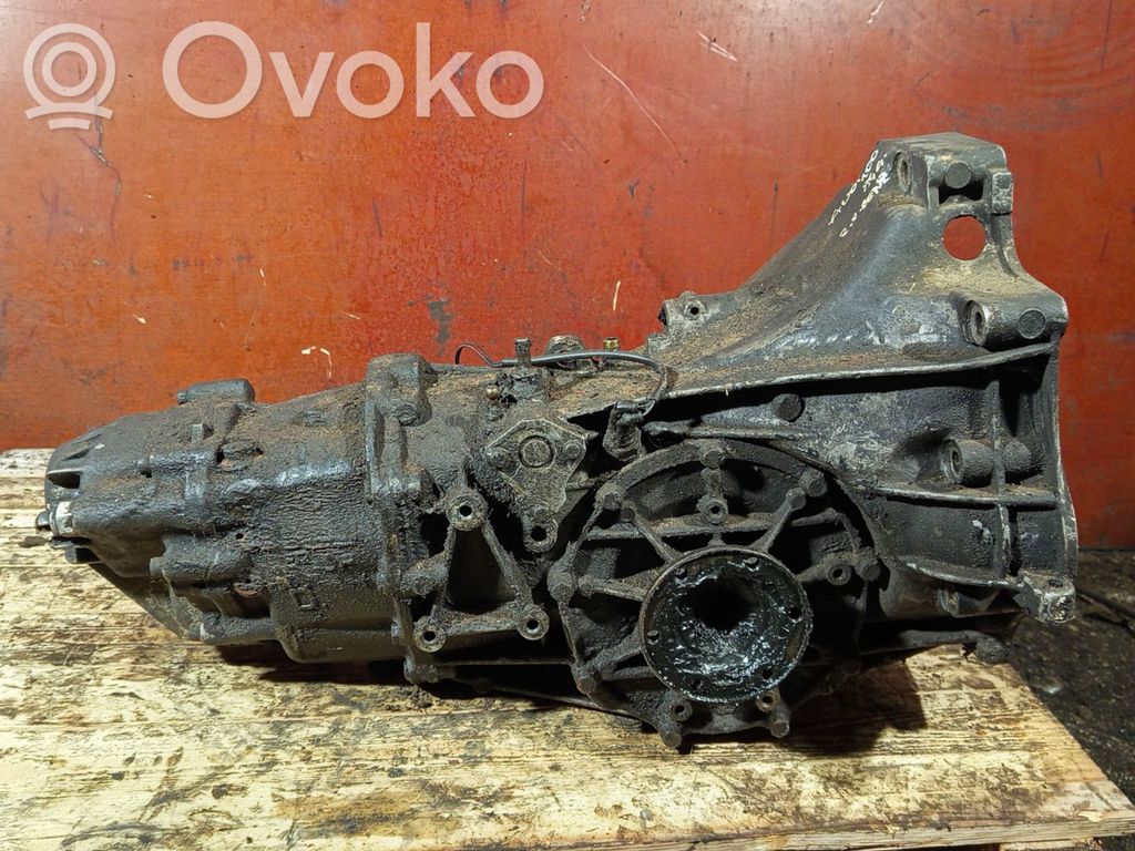 Audi 100 200 5000 C3 Mechaninė 5 pavarų dėžė 