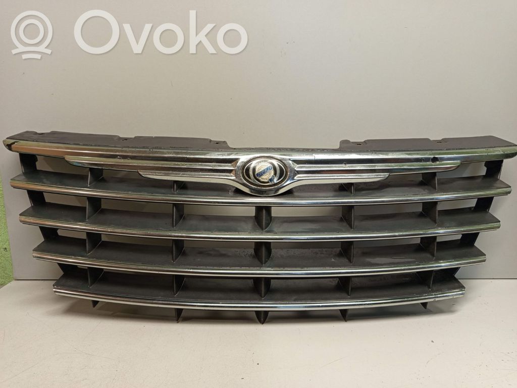 Chrysler Voyager Maskownica / Grill / Atrapa górna chłodnicy 