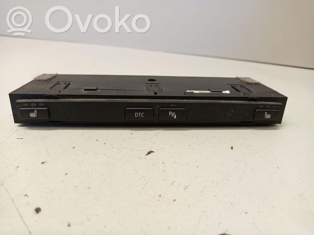 Seat heating switch   6969420