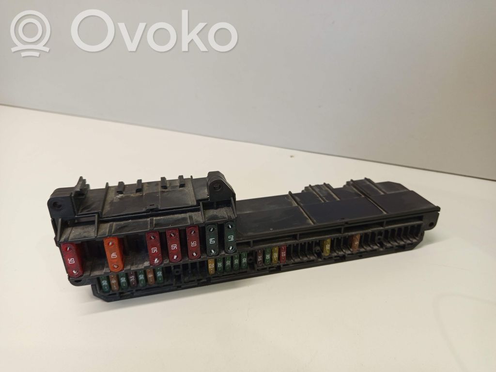 BMW 5 E60 E61 Fuse module 