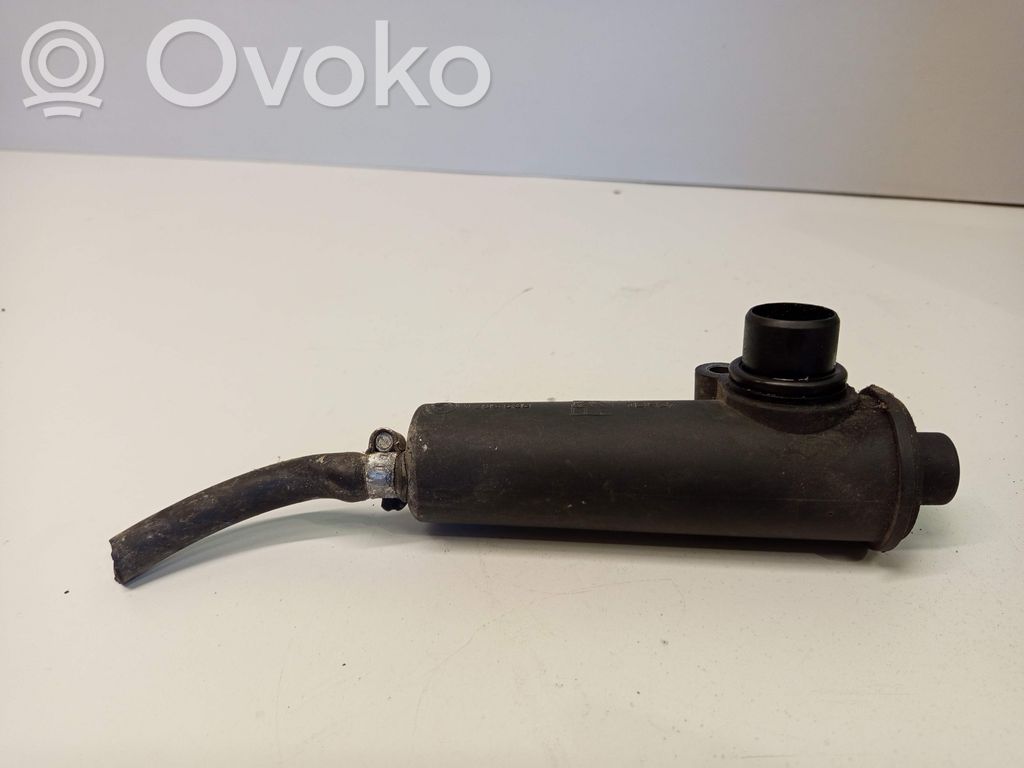 BMW 5 E34 Eļļas nogulsnētava (separators) 