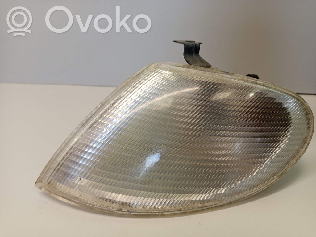 Front indicator light   7M0953041