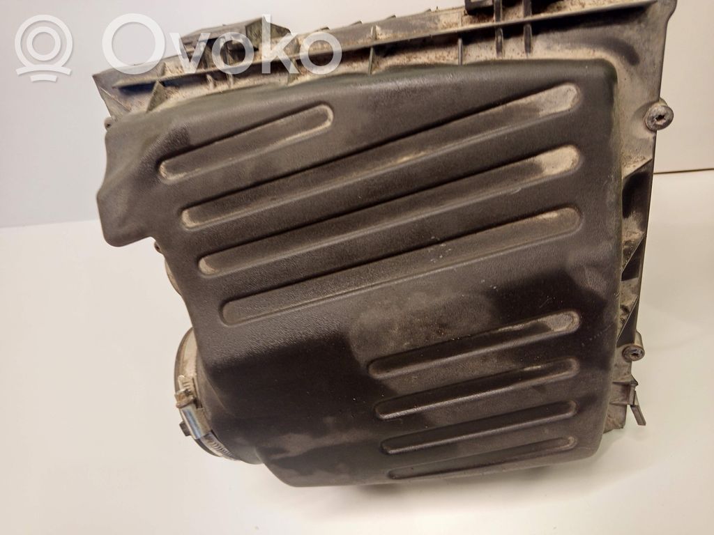Opel Insignia A Air filter box 