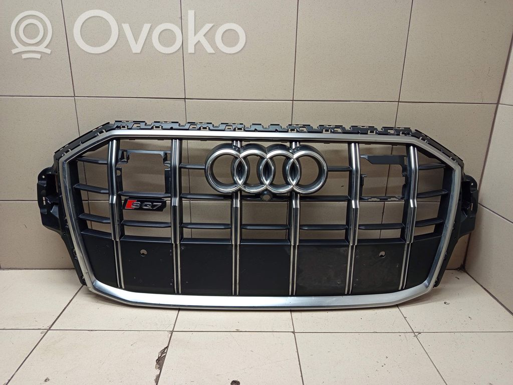 Audi Q7 4M Maskownica / Grill / Atrapa górna chłodnicy 