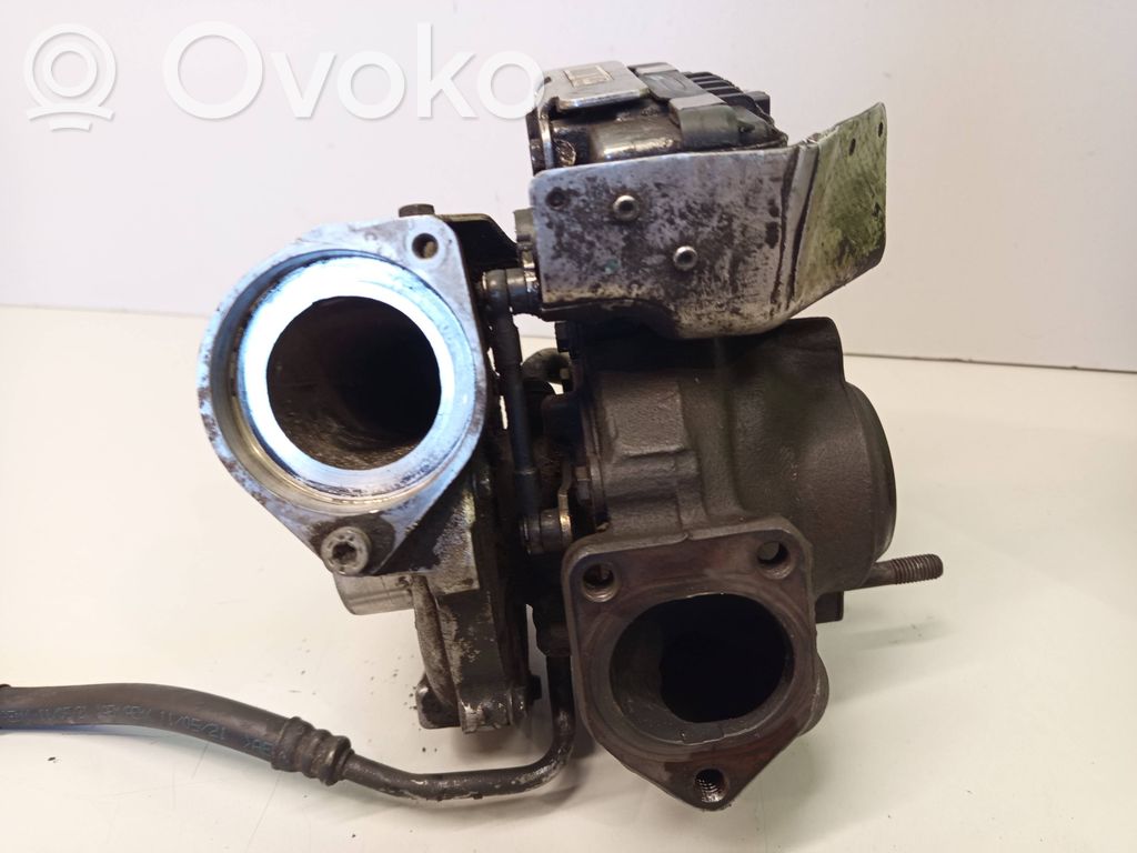 BMW 5 E60 E61 Турбина 