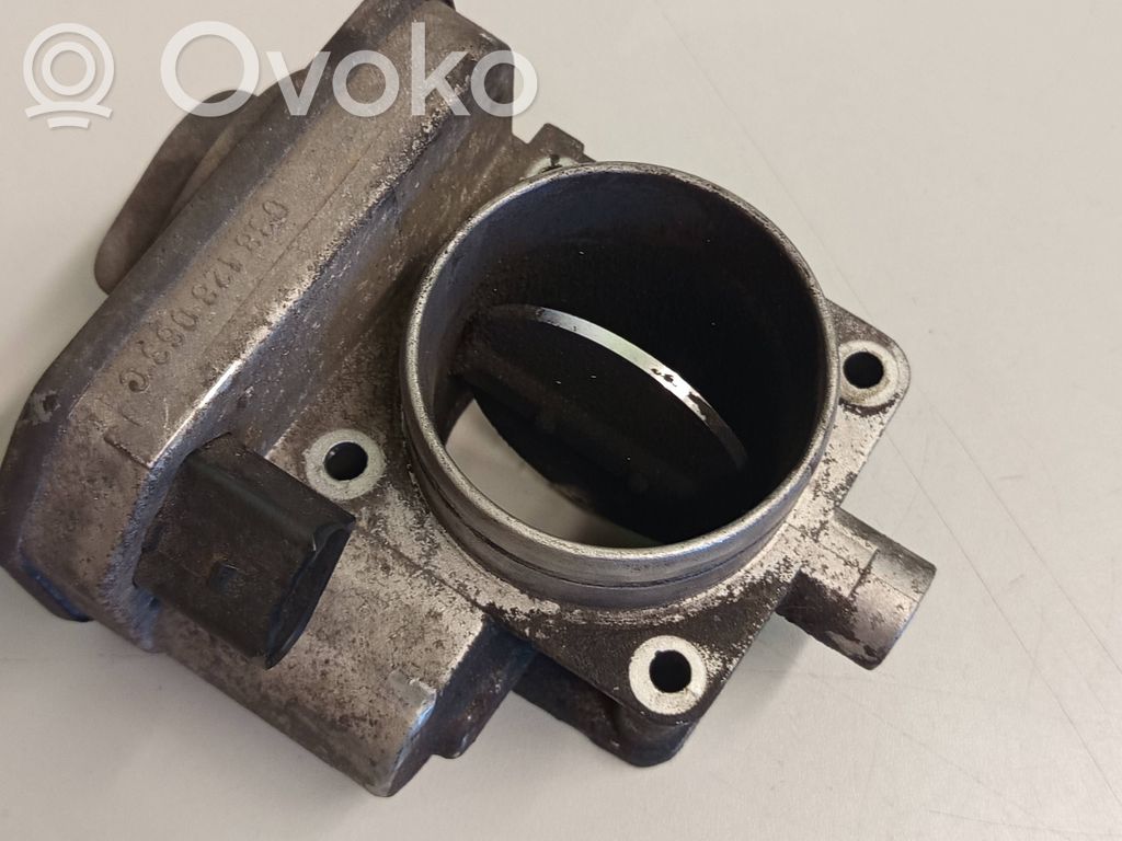 Volkswagen Caddy Throttle valve 