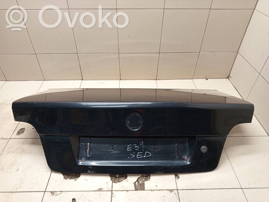 Tailgate/trunk/boot lid   303