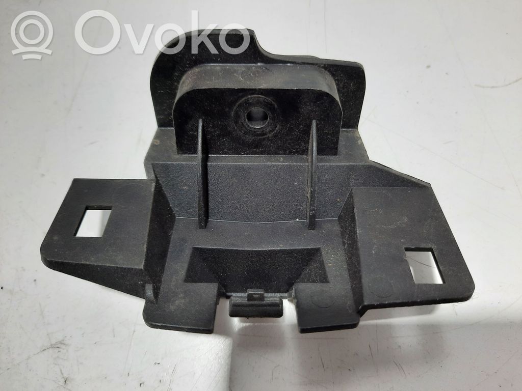 BMW 7 E65 E66 Other engine bay part 
