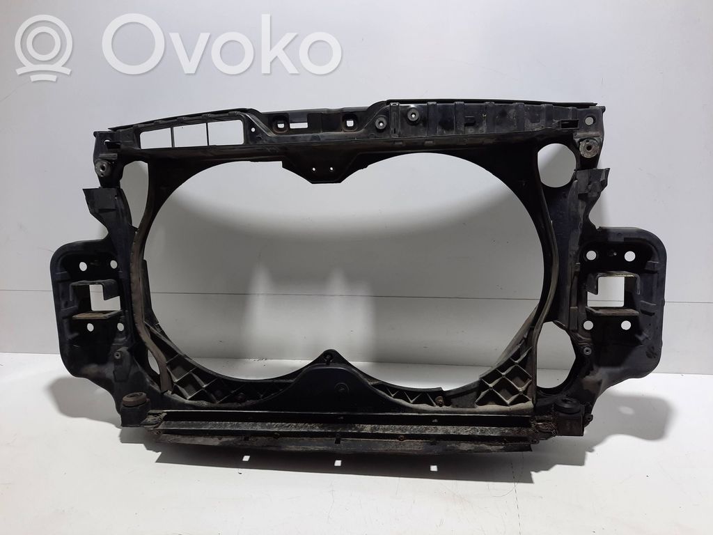 Audi A6 S6 C6 4F Radiatorių panelė 