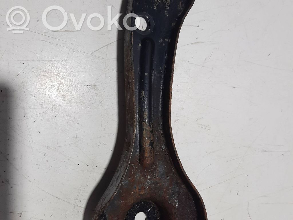 BMW 1 E81 E87 Cits aizmugures šasijas elements 