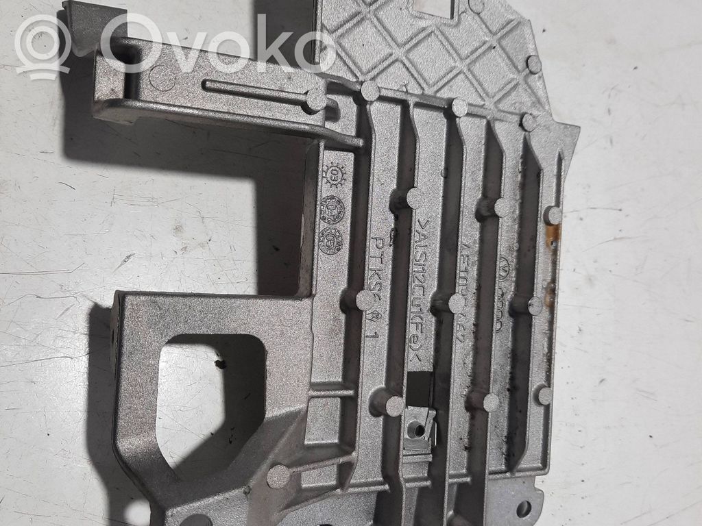 Audi A6 S6 C6 4F Bracket in trunk/boot 