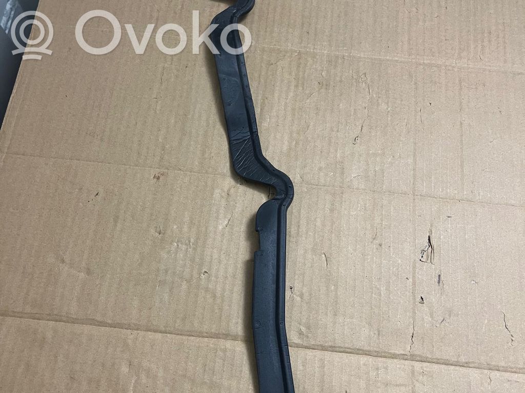Other engine part   4G0823732