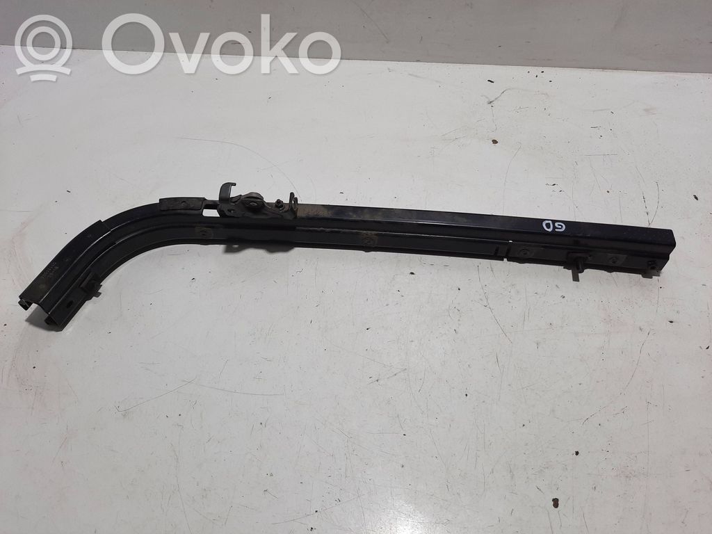 Ford Grand C-MAX Liukuoven ylempi kisko 