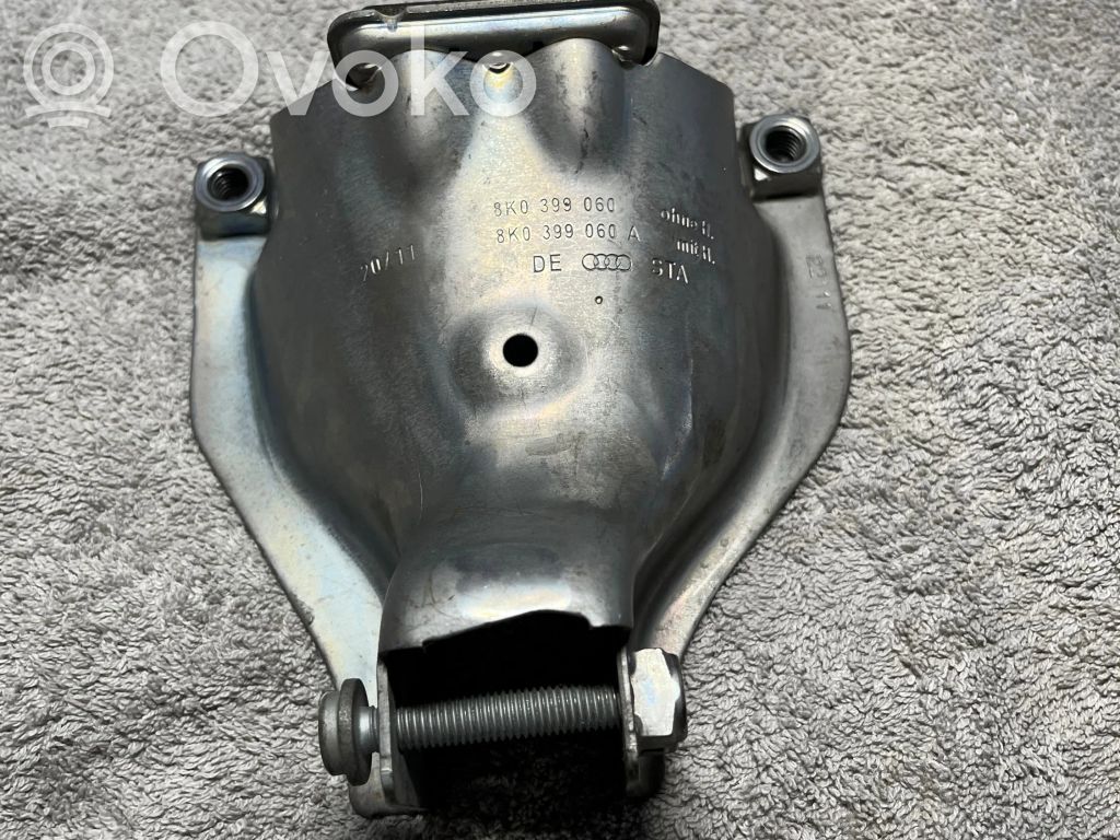 Audi A5 8T 8F Engine mounting bracket 