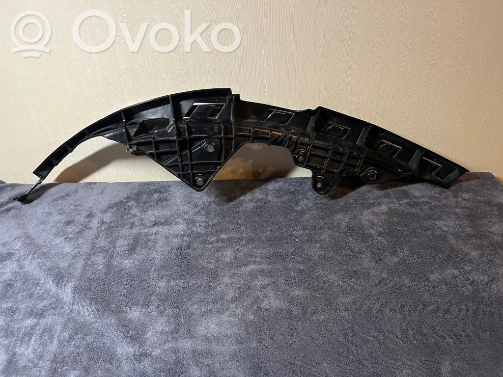 Chrysler Pacifica Headlight/headlamp mounting bracket 