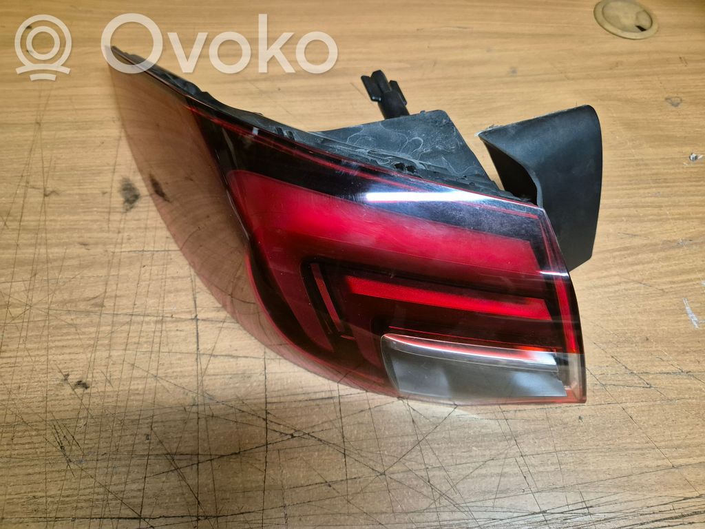 Takavalot   20650101