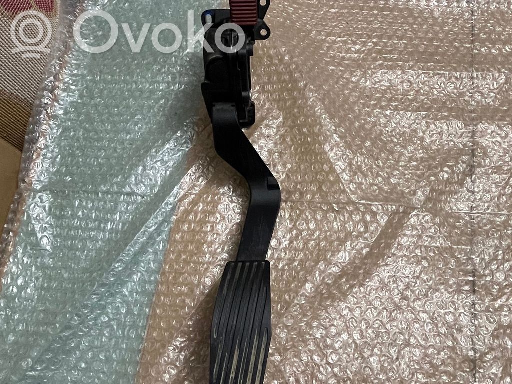 Fiat 500X Accelerator throttle pedal 