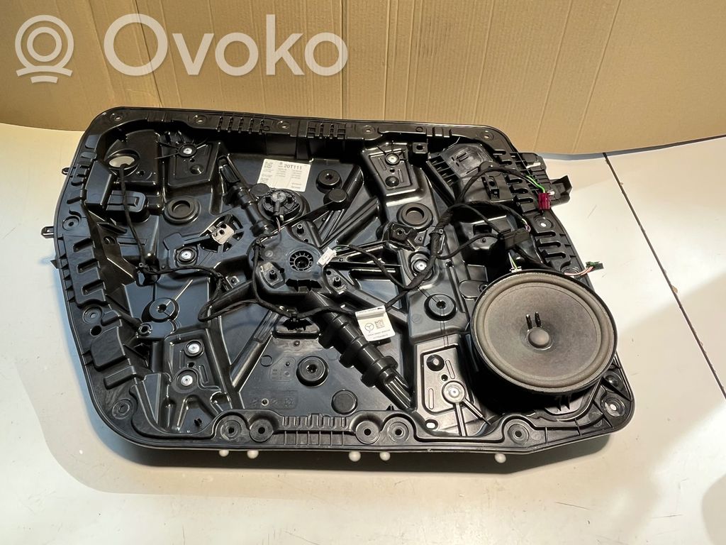 Mercedes-Benz B W247 Mechanizm podnoszenia szyby przedniej bez silnika 