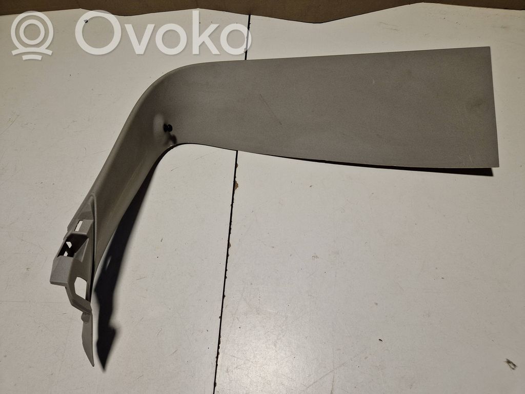 Opel Astra K Tailgate trim 