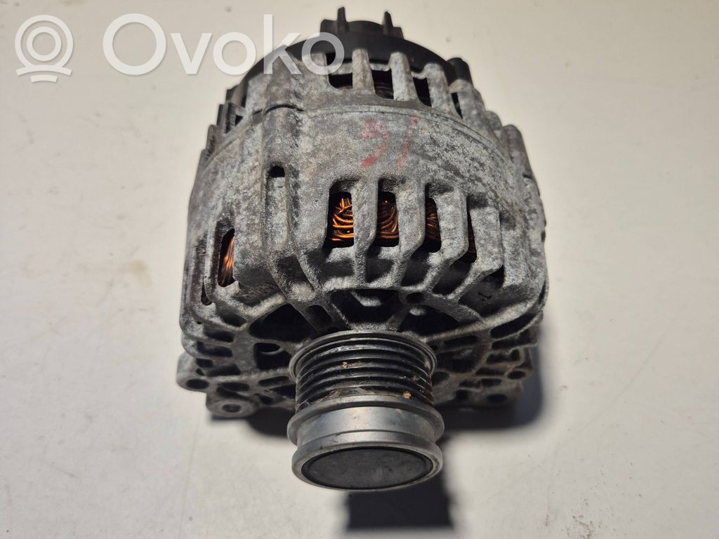Volkswagen Jetta VII Alternador 