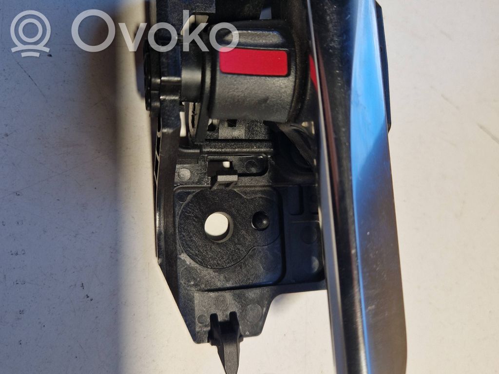 Mazda 3 Front door interior handle 